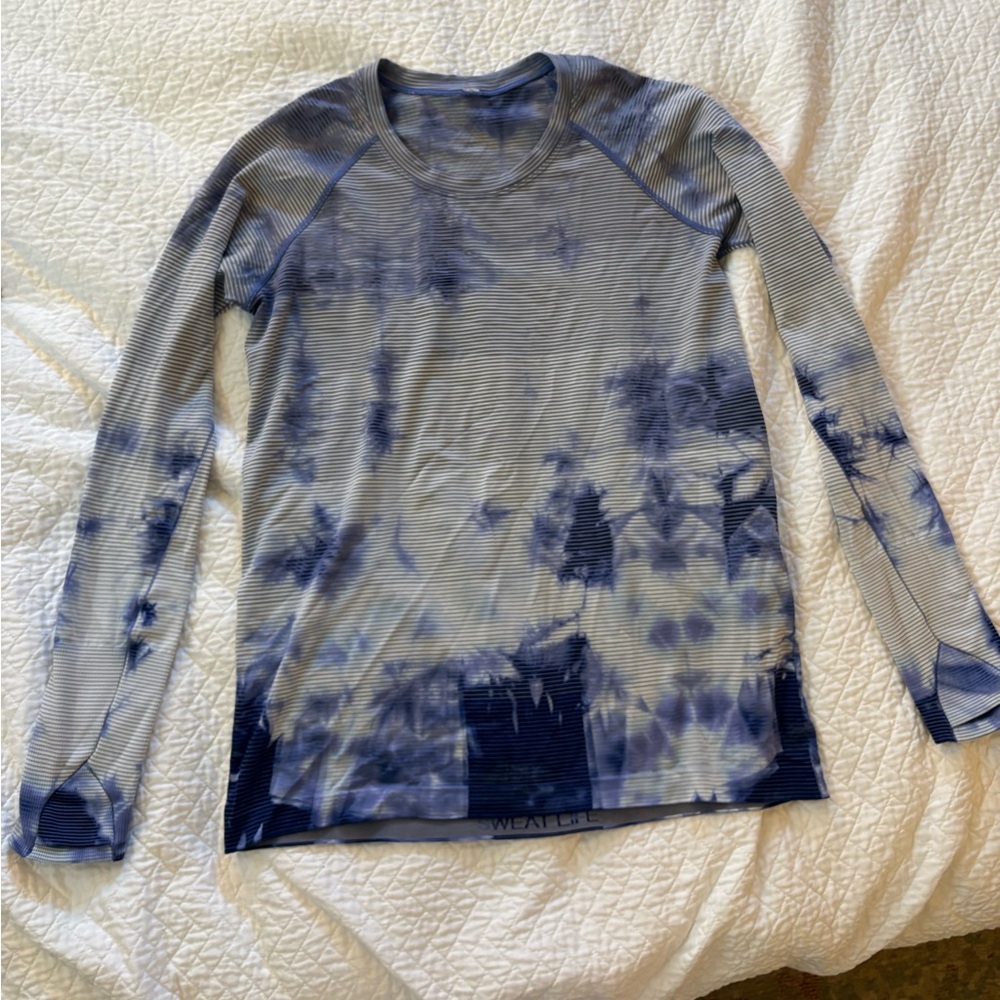 Lululemon long sleeve top, size 12